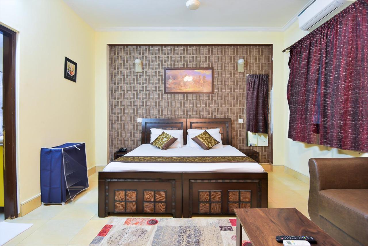 Studio Serviced Apartments Near Fortis Hospital Gurgaon Buitenkant foto