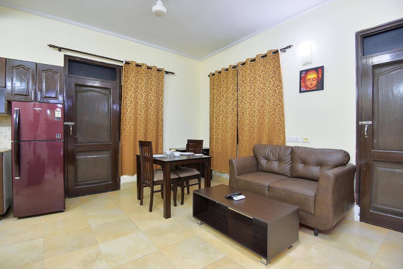 Studio Serviced Apartments Near Fortis Hospital Gurgaon Buitenkant foto
