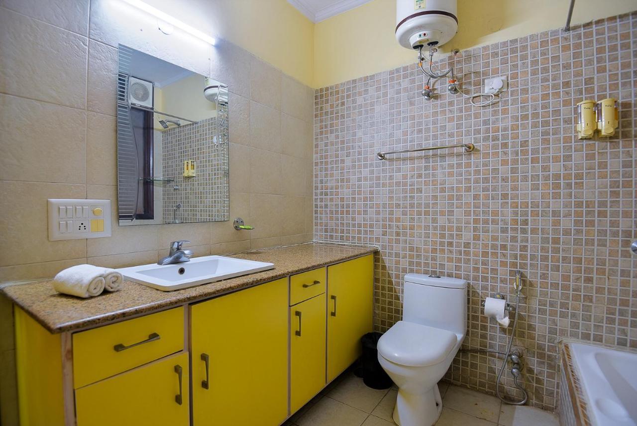 Studio Serviced Apartments Near Fortis Hospital Gurgaon Buitenkant foto