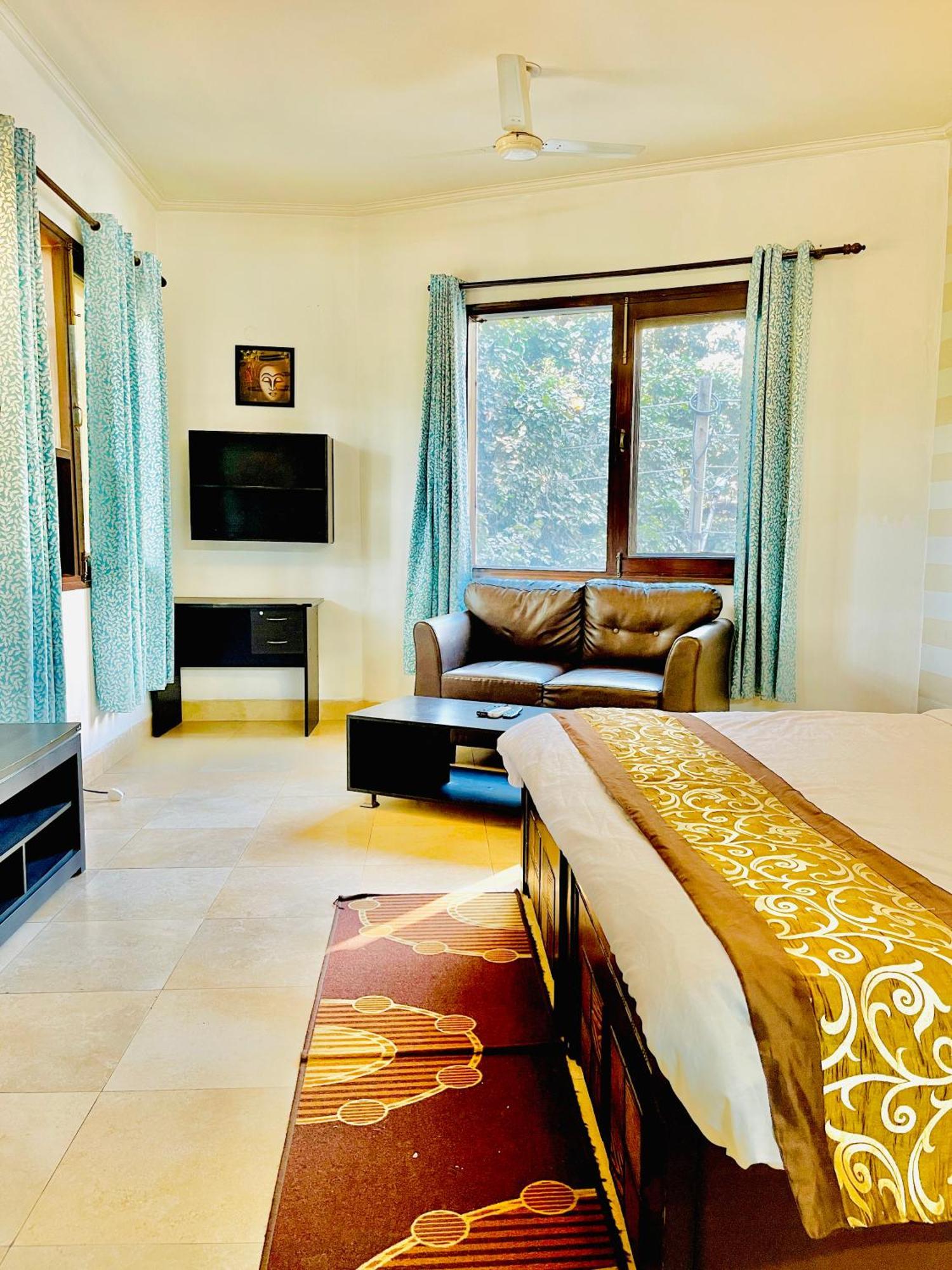Studio Serviced Apartments Near Fortis Hospital Gurgaon Buitenkant foto